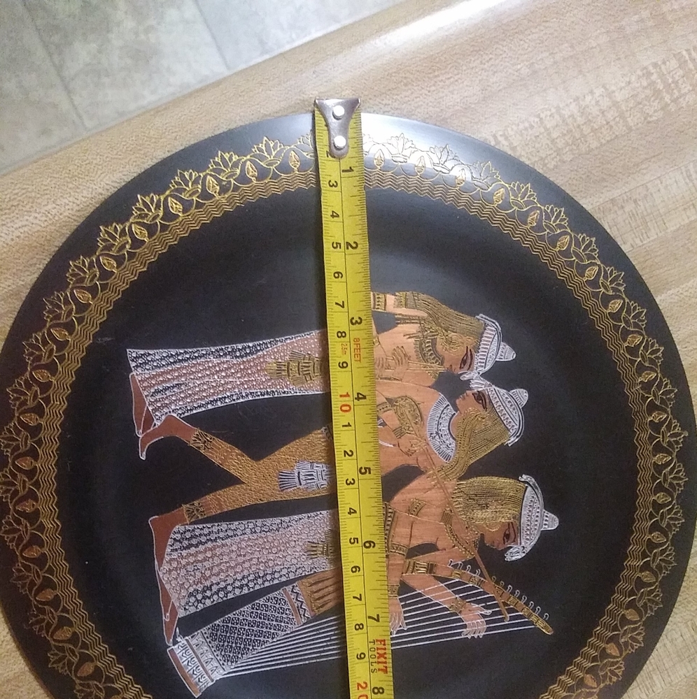 Egytian collectors plate " 3 female musicians"